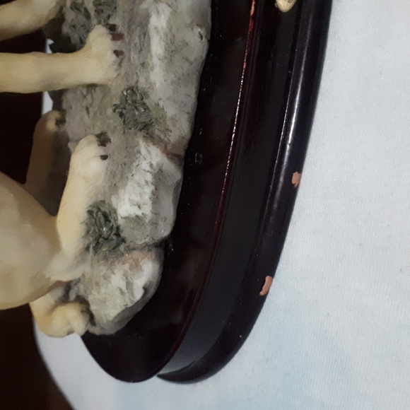 Ruby's Collection - Golden Lab with 3 Puppies - Picture 11 of 14